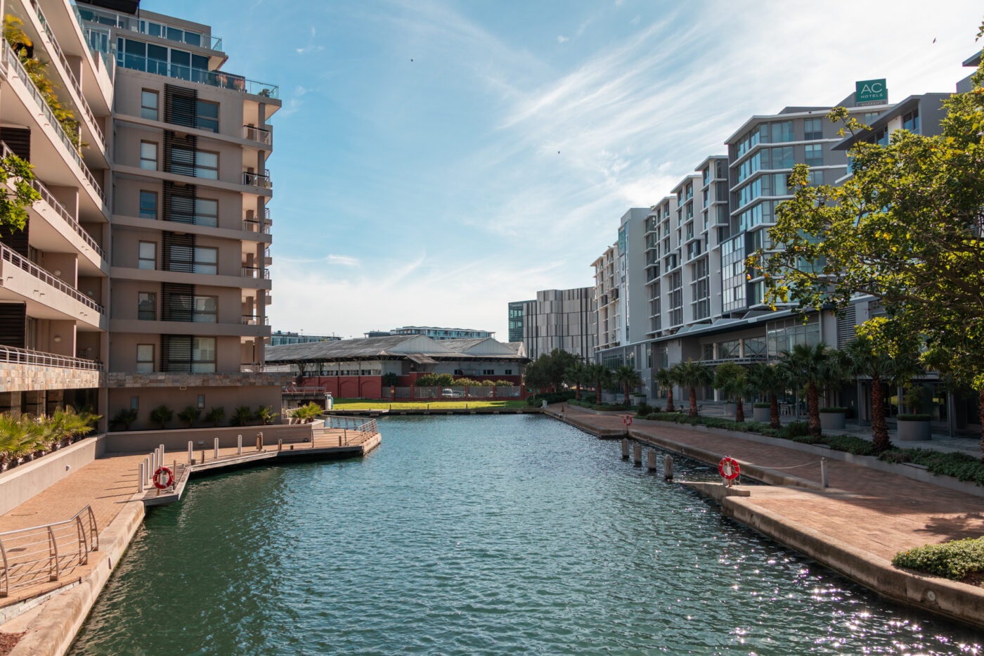 Modern Apartment at Harbour Bridge Hotel